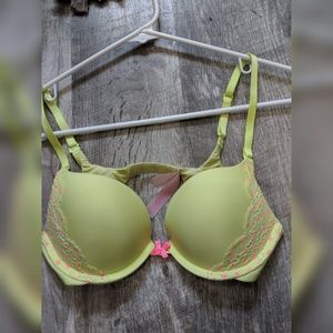 Victoria's Secret Push Up Bra